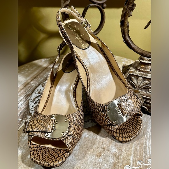 EUC Cole Haan Nike Air Snakeskin Embossed Leather SlingBack Kitten Heels. Size 7